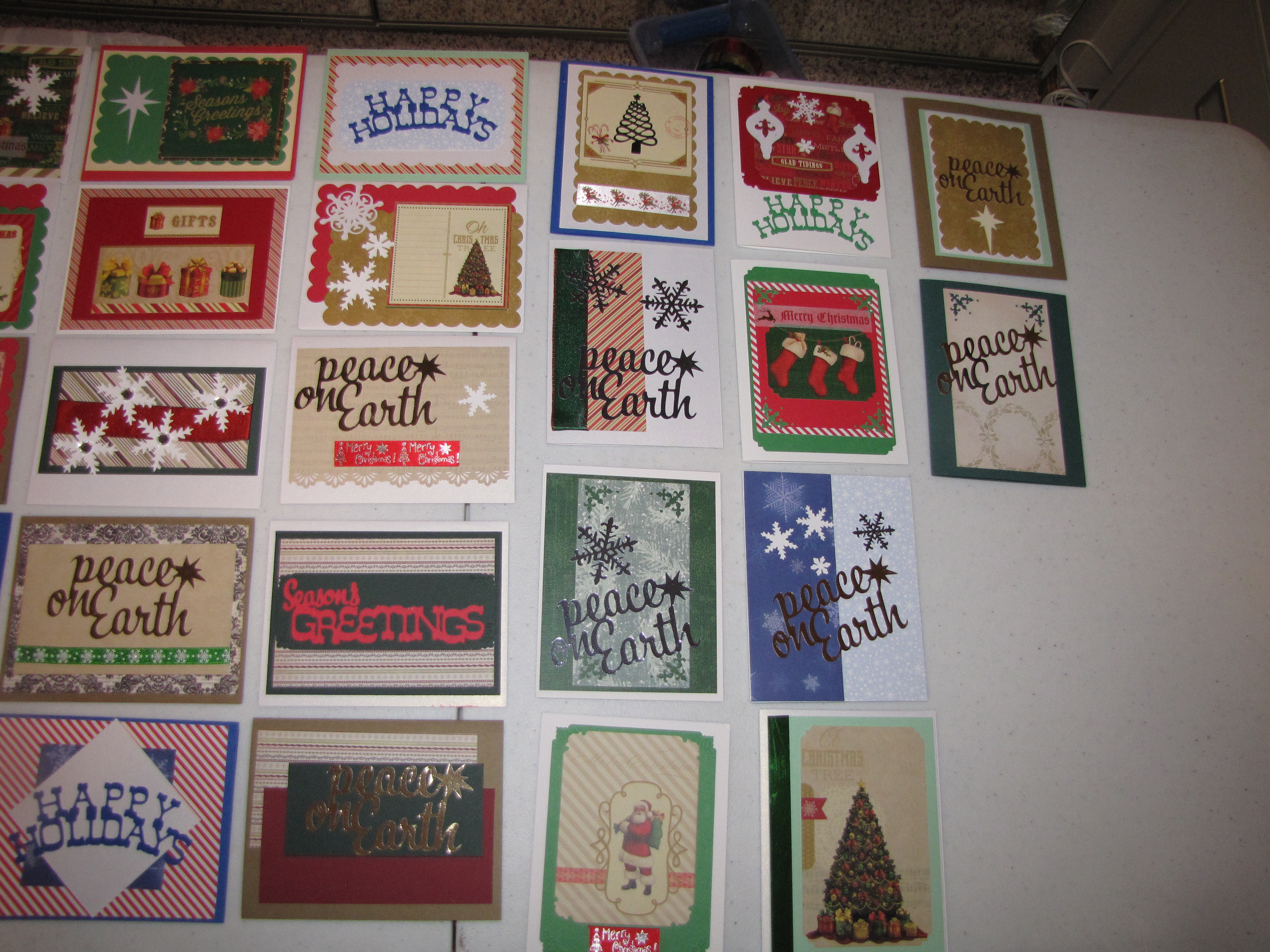 Making Holiday Cards For Veterans